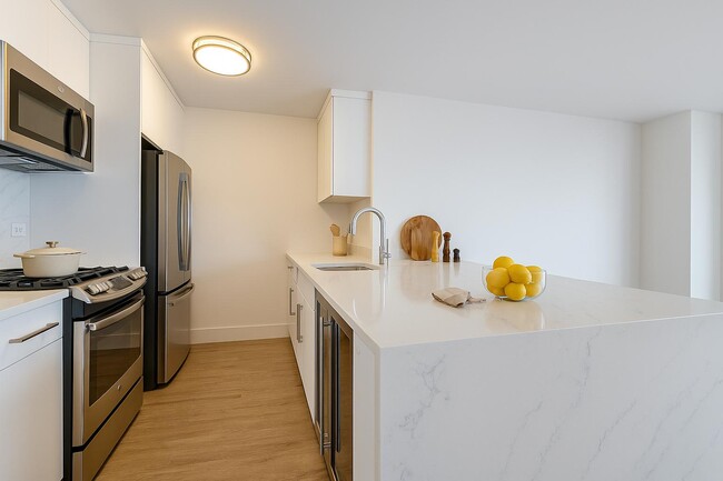 Foto del edificio - 1735 York Ave