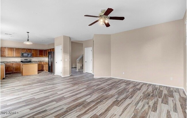 Foto del edificio - 9043 W Fullam St