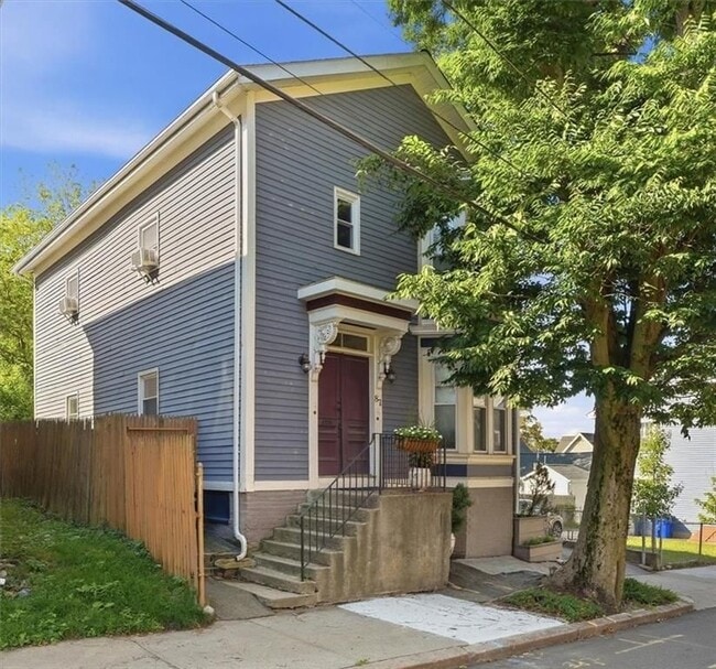 Building Photo - 81 Jenkins St