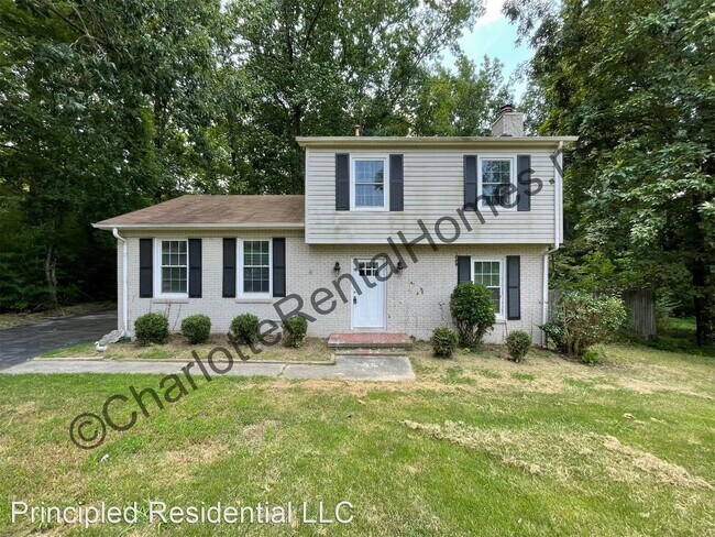 Building Photo - 3 br, 2.5 bath House - 7201 Pathfinder Ct