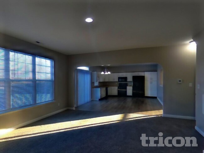 Foto del edificio - 2619 Harshaw Ct