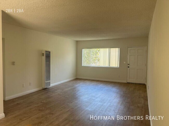 Foto del edificio - 5130 Yarmouth Ave