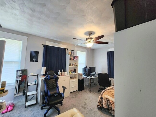 Photo - 3605 Killam Ave House