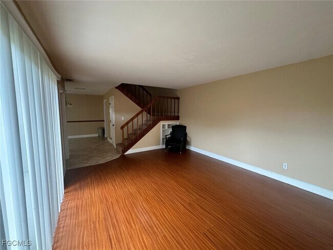 Foto del edificio - 1709 Park Meadows Dr