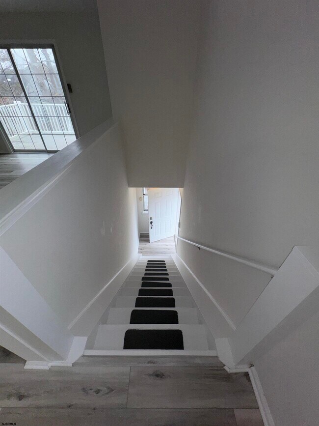 Foto del edificio - 4893 Bayberry Pl