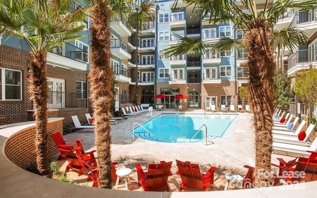 Foto del edificio - 205 S Kings Dr