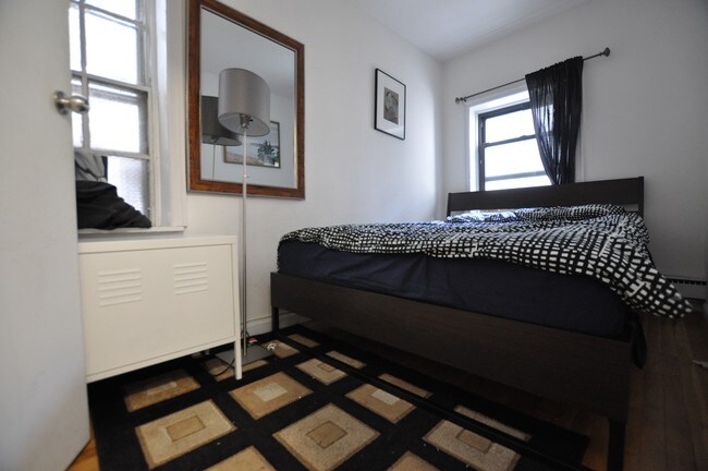 Foto del edificio - 1220 Lexington Ave