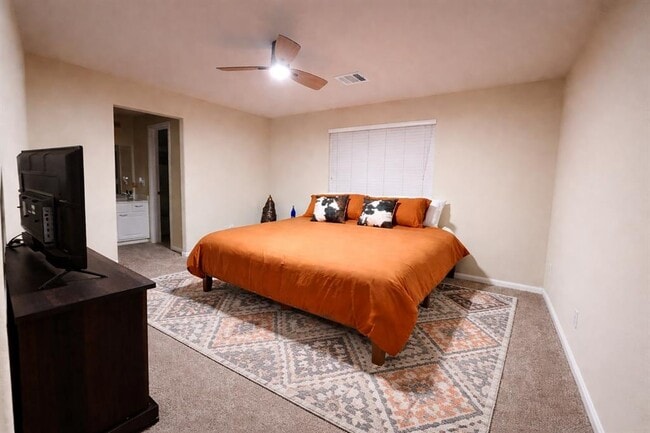 Foto del edificio - 4124 Canyon Glen Cir