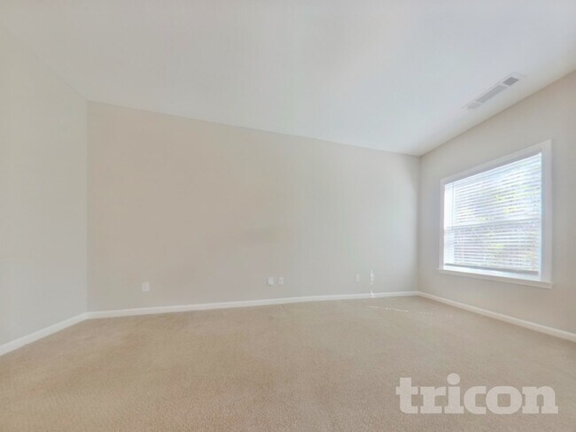 Building Photo - 326 Augusta Woods Dr