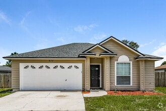 Building Photo - 809 Long Lake Dr