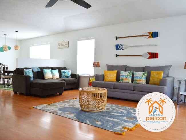 Foto del edificio - Charming 3-Bedroom Home with Fenced Yard, Near Naval Air Station & Beaches