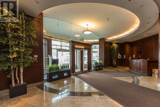 Photo du bâtiment - 234 Rideau St