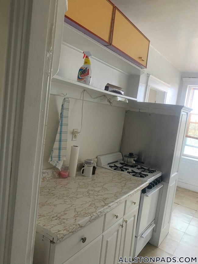 Building Photo - 28 Quint Ave