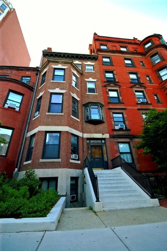 Building Photo - 506 Beacon St