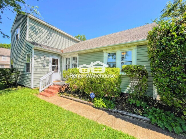 Building Photo - 824 Lesner Ave