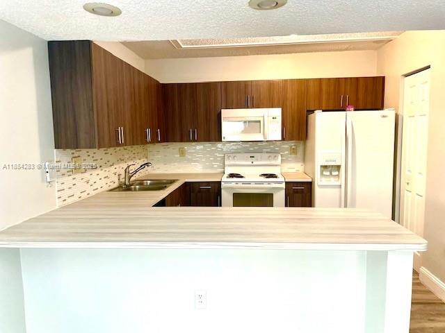 Foto del edificio - 8888 SW 131st Ct