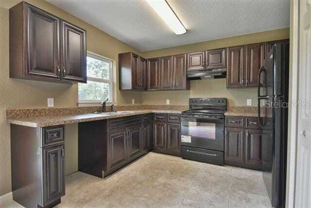 Building Photo - 2365 SW 168th Loop