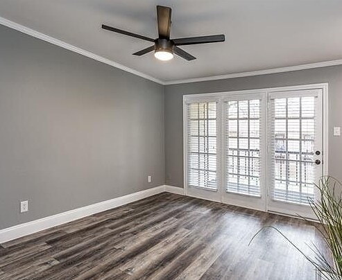 Primary Photo - 16301 Ledgemont Ln