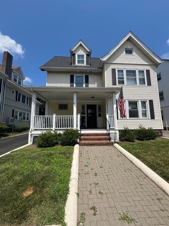 Foto principal - 445 Washington St