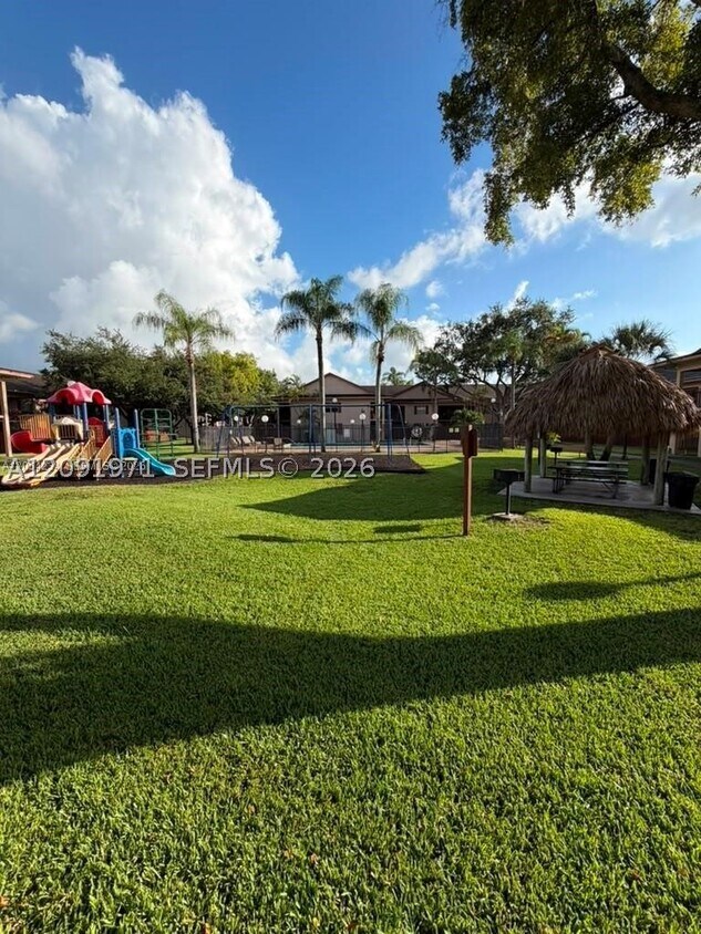 Foto del edificio - 11233 SW 88th St