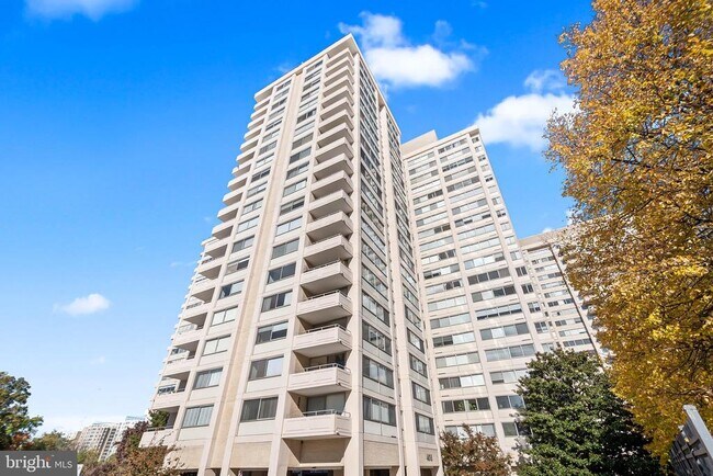 Foto del edificio - 4515 Willard Ave