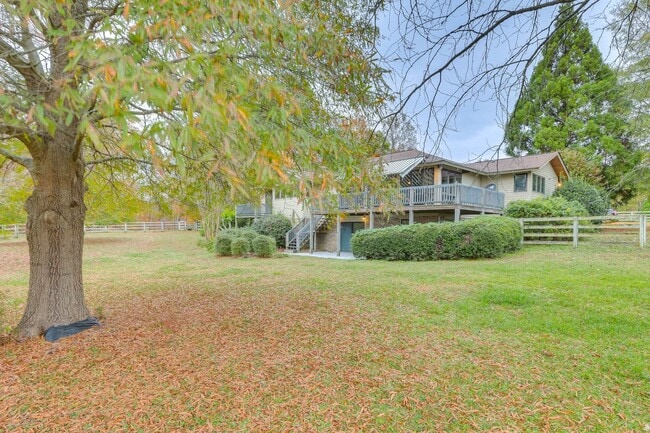 Building Photo - 189 Flint Ridge Rd