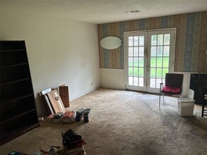 Building Photo - 5203 Pine Arbor Dr