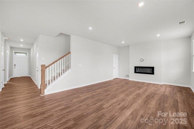 Building Photo - 2201 Lavender Mdws Ct