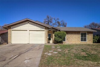Building Photo - 603 Glen Rock Pl
