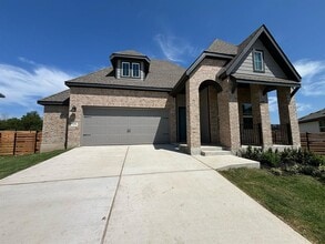Building Photo - 275 Keefer