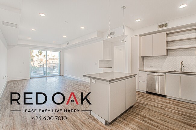 Foto del edificio - 453 S Kenmore Ave