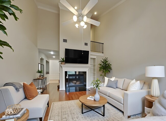 Building Photo - 1127 Enclave Sq E