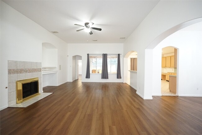 Foto del edificio - 8506 Willancy Ln