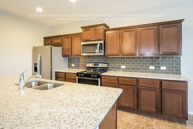 Foto del edificio - 3651 Sandy Brook Dr