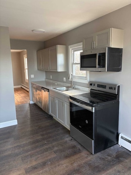 Foto del edificio - 724 Middletown Ave