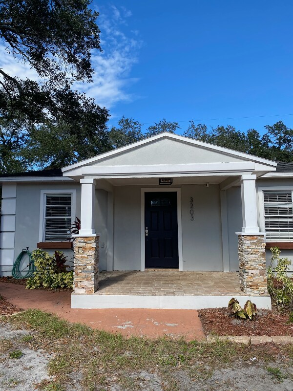 Foto del edificio - 3202 W Hartnett Ave