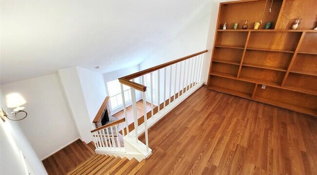 Foto del edificio - 3100 Walnut Bend Ln