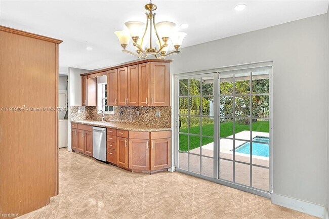 Foto del edificio - 4 br, 3 bath House - 7001 Coolidge St