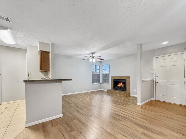 Foto del edificio - 25144 Budde Rd