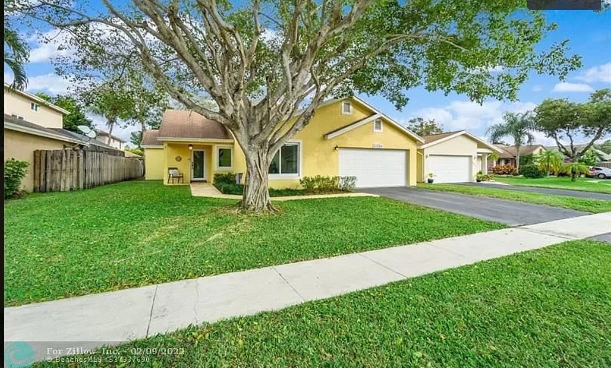 Primary Photo - 3254 NW 102nd Ave