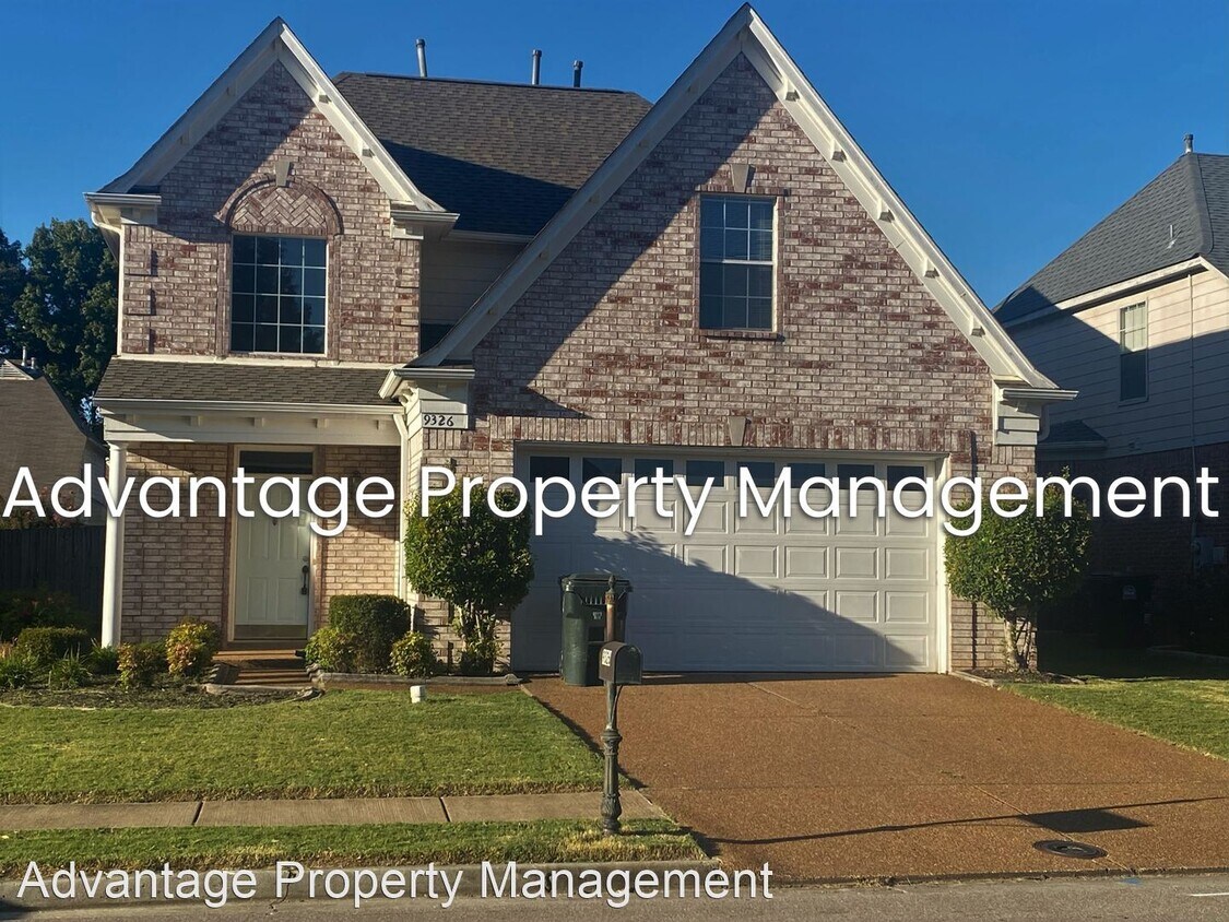 3 br, 2.5 bath House 9326 S. Fairmont Cir. House Rental in