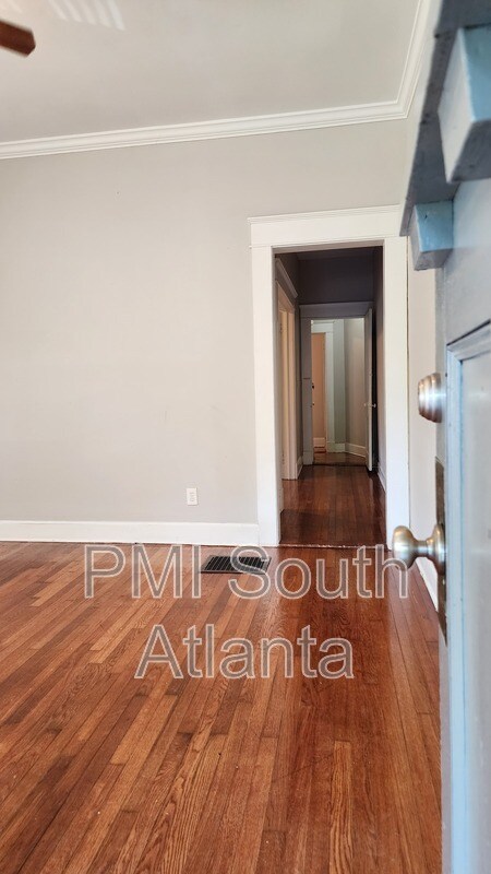 Foto del edificio - 987 North Avenue NE