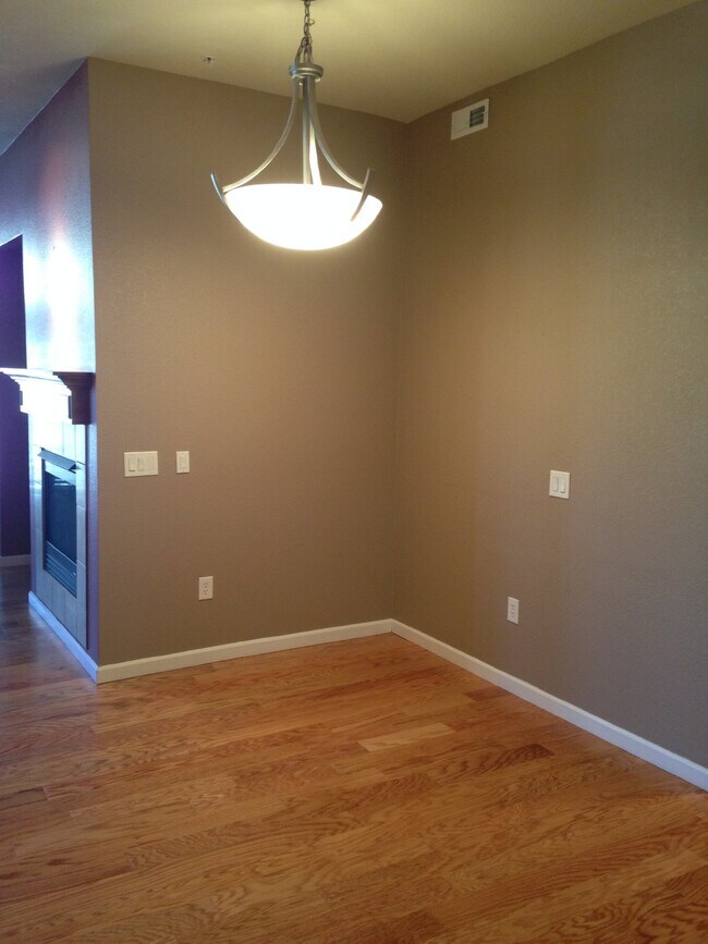 Foto del edificio - "2-Bed, 2-Bath Condo in The Vallagio – Your Perfect Retreat!"