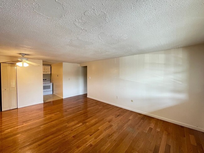 Building Photo - 177 Loudon Rd