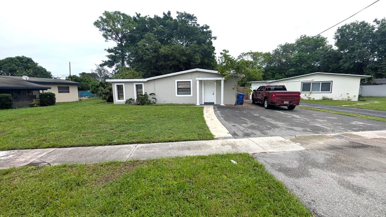Photo - 1552 NW 15th Terrace