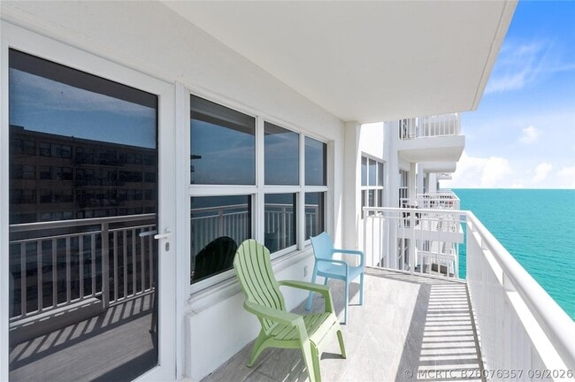 Building Photo - 3850 Galt Ocean Dr
