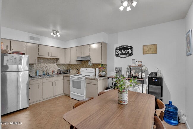 Foto del edificio - 3626 N 37th St