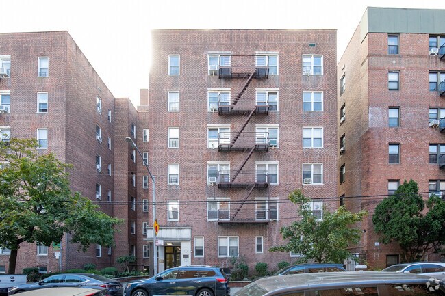 Foto del edificio - Rhoda Apartments Corp.