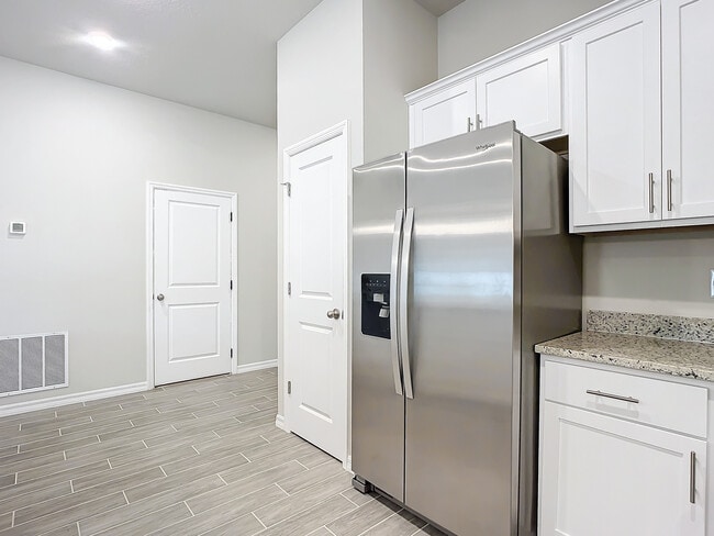 Building Photo - 1 Potwood Pl