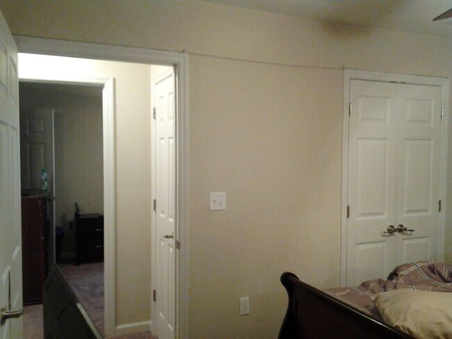 Foto del edificio - 3bedrooms 2 baths single family home avail...